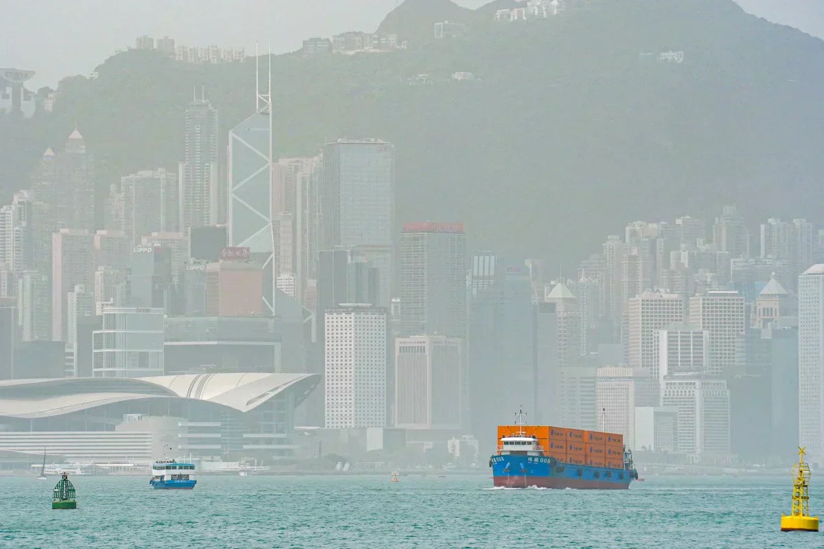 Hong Kong's Air Pollution Crisis due to Dust Strom - How INNOTIER can protect you