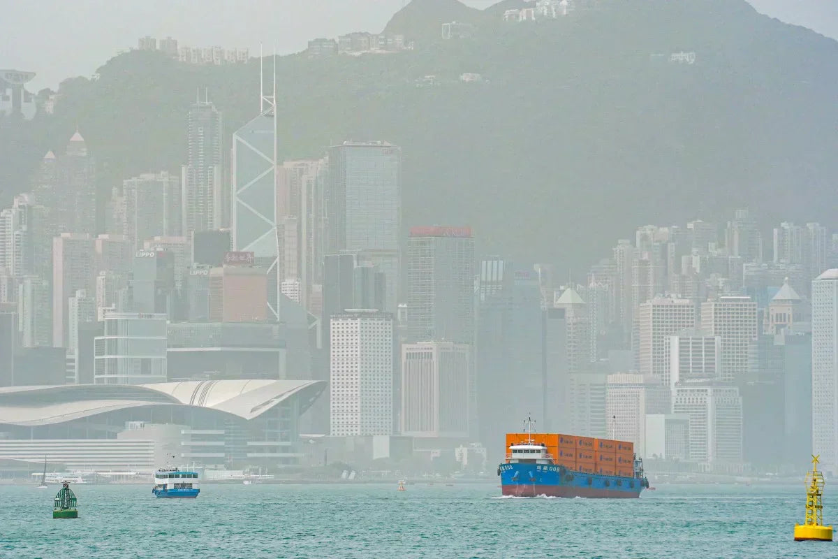 Hong Kong's Air Pollution Crisis due to Dust Strom - How INNOTIER can protect you