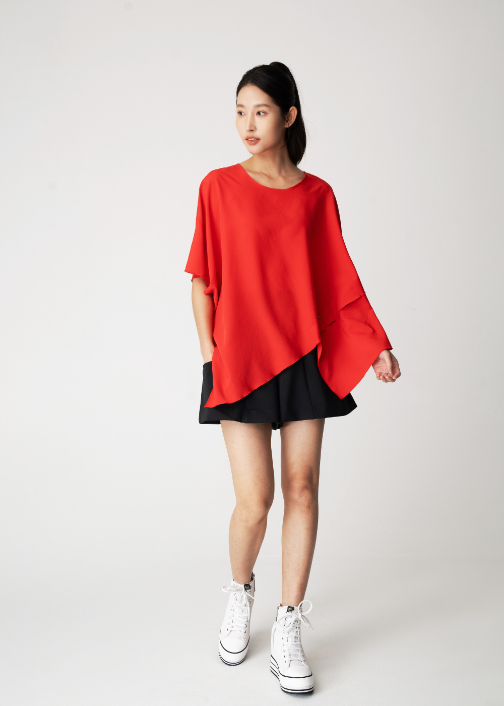 Antiviral Woven Arketa Top
