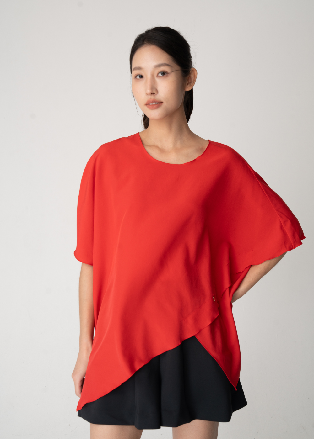Antiviral Woven Arketa Top