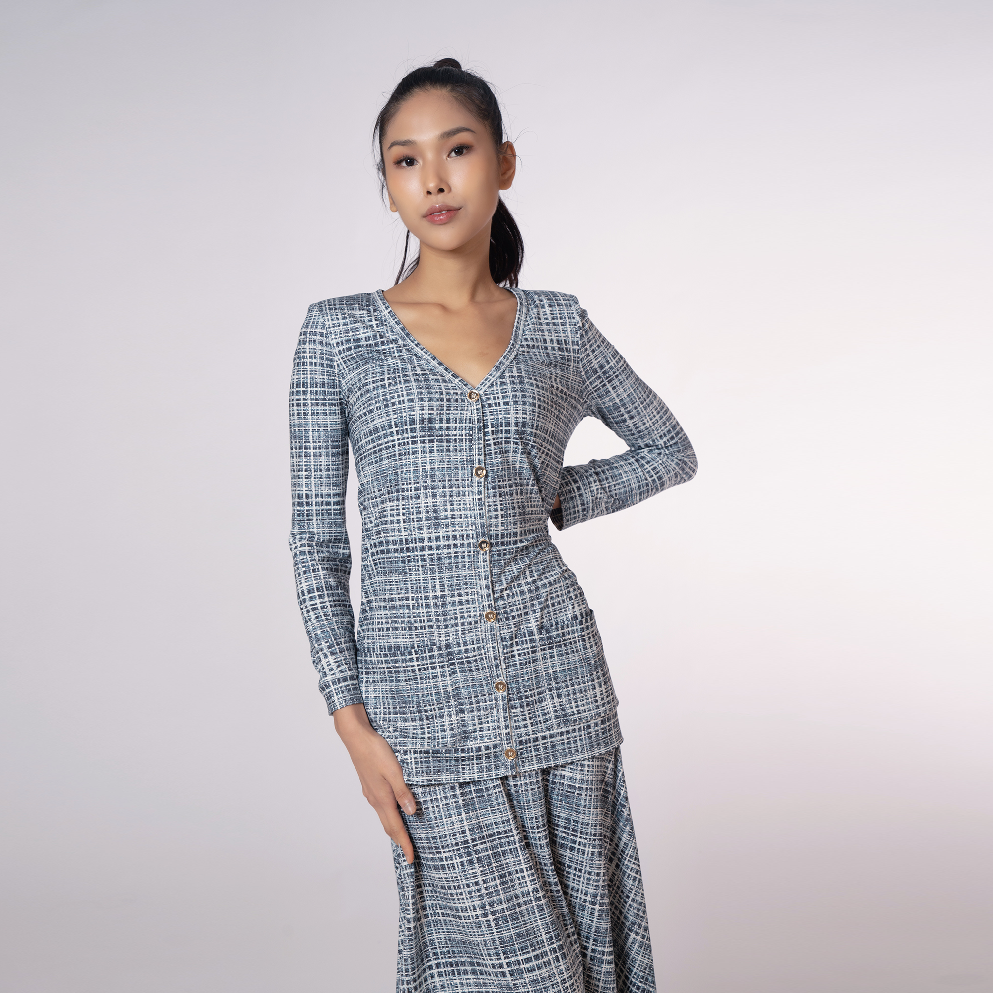 Antiviral Chiffon Chopstick Cardigan – Tweed Collection