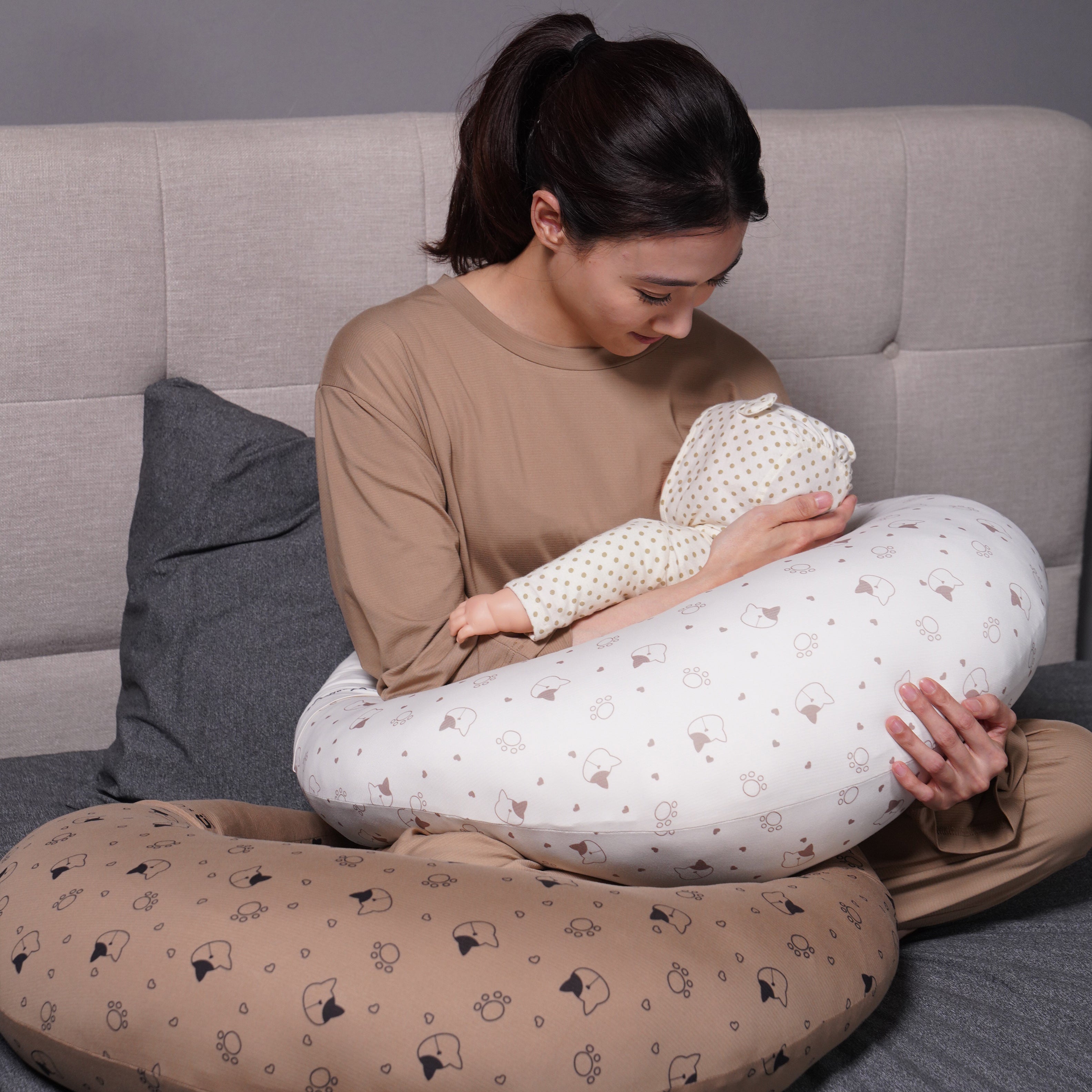 Antiviral Chiffon Kittie Comfort Pillow