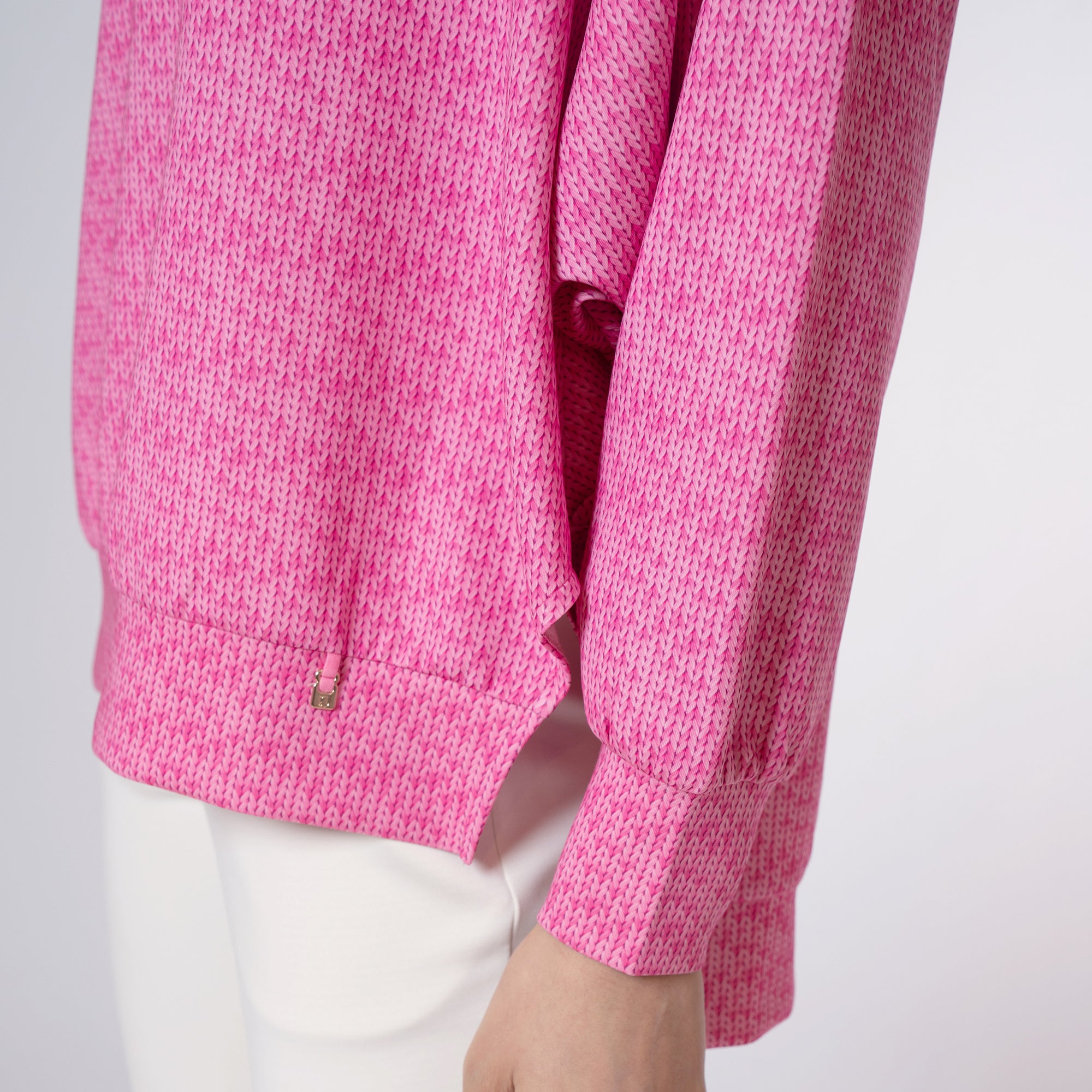 Antiviral Soft Wide Shoulder Easyover – Tech-Knit Collection