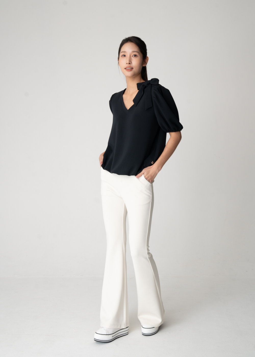 Antiviral Soft Lantern Top with Detachable bow