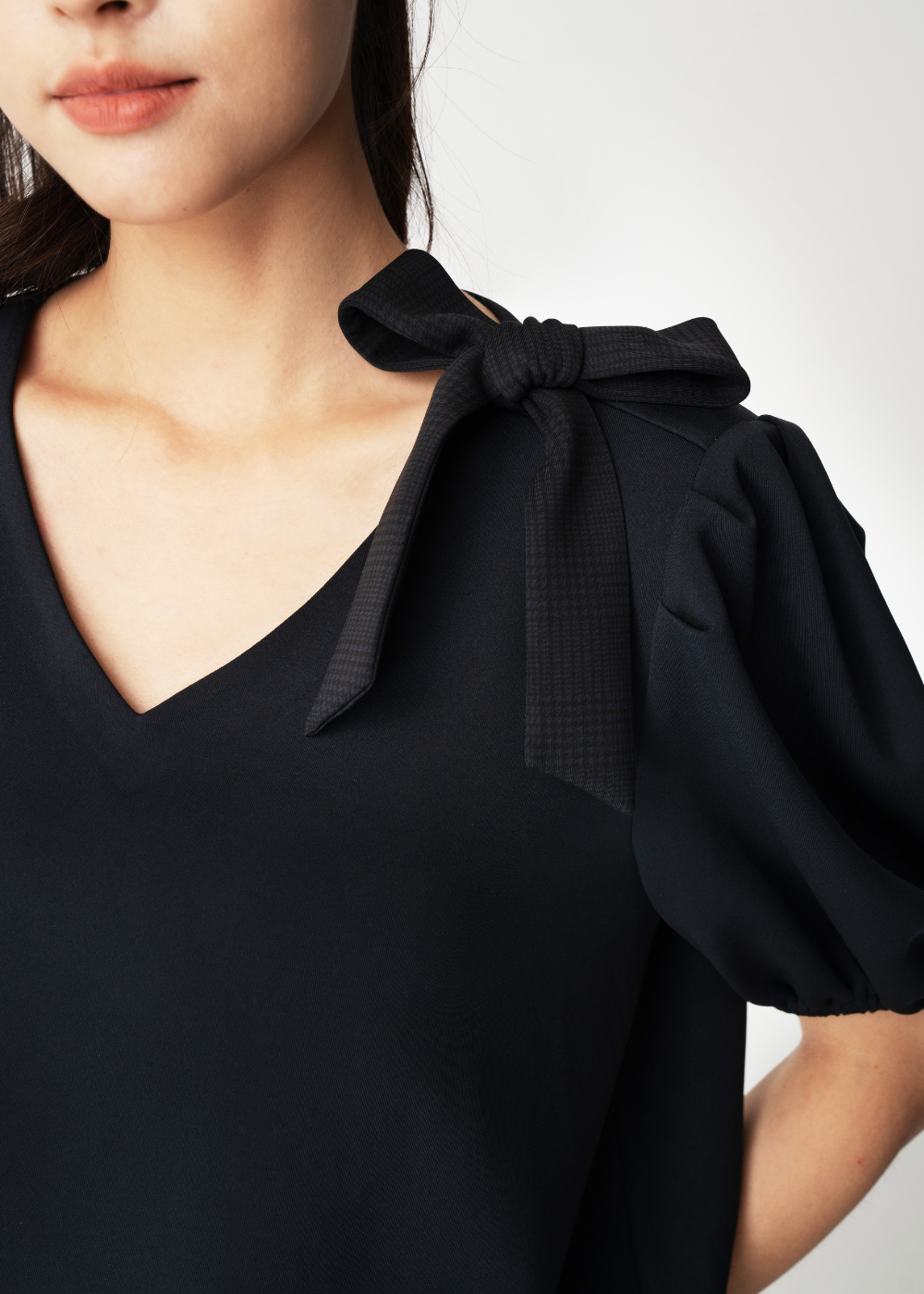 Antiviral Soft Lantern Top with Detachable bow