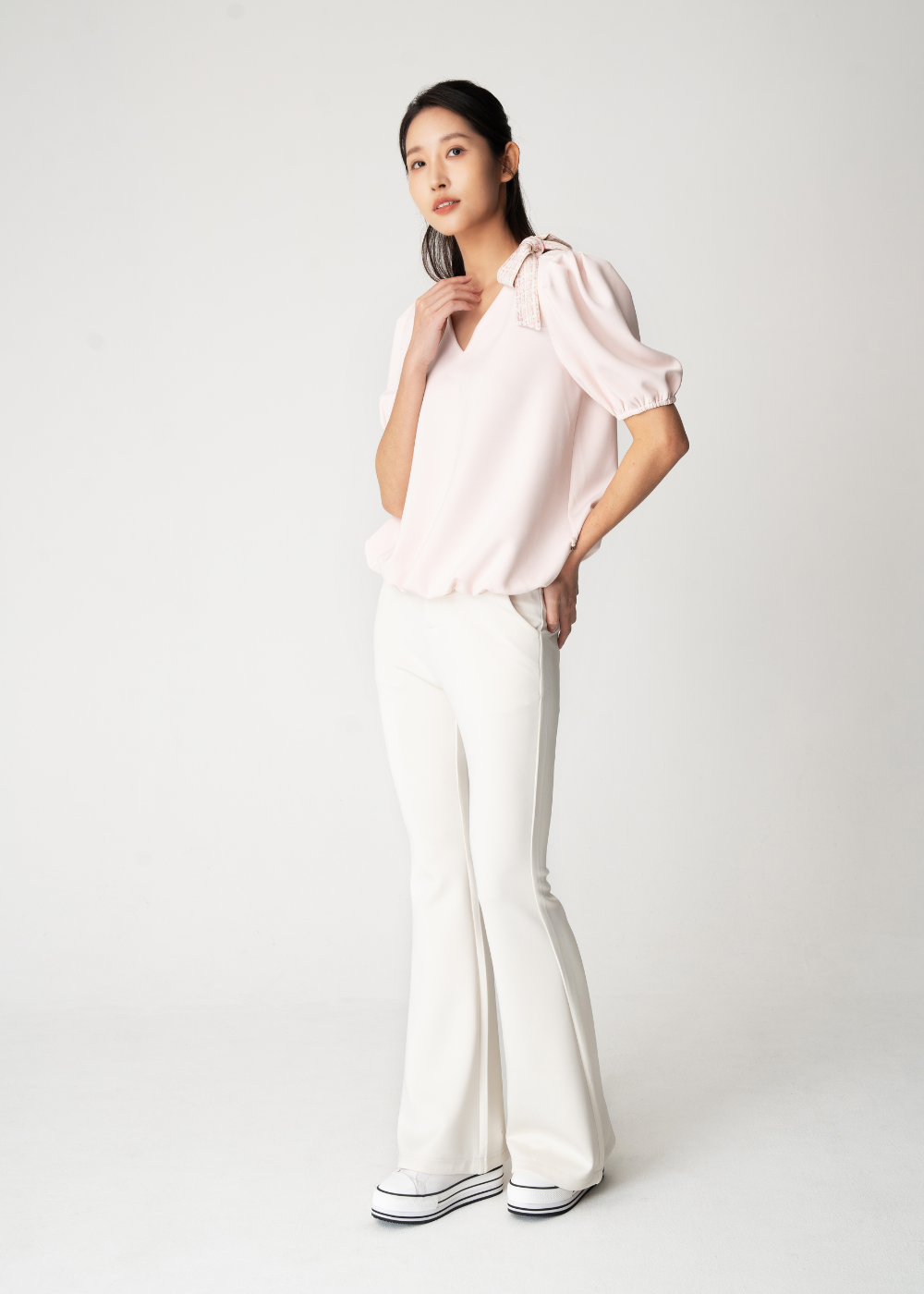 Antiviral Soft Lantern Top with Detachable bow