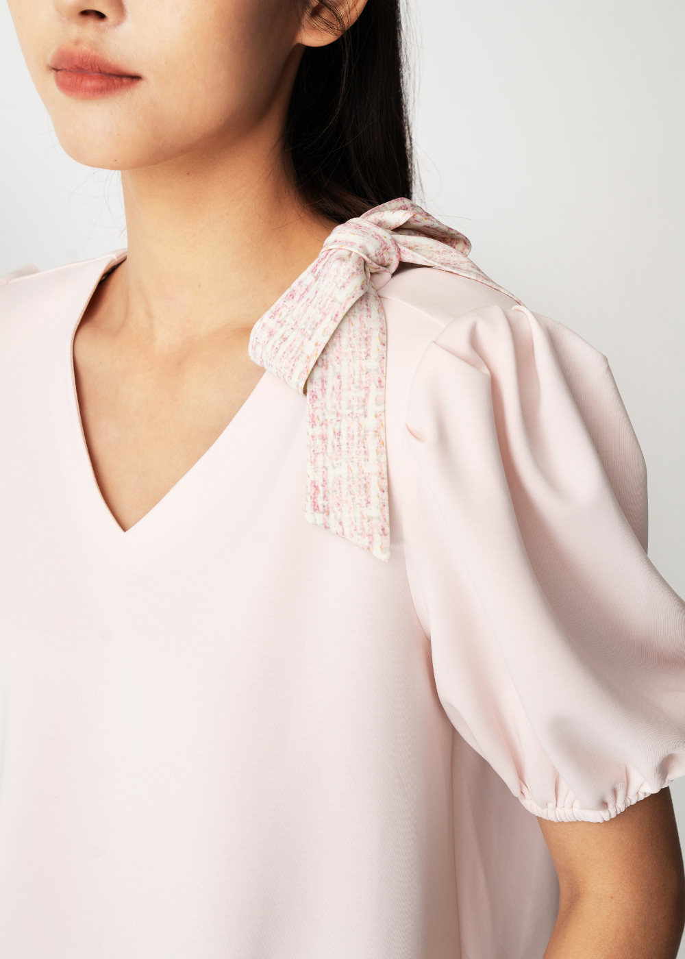Antiviral Soft Lantern Top with Detachable bow