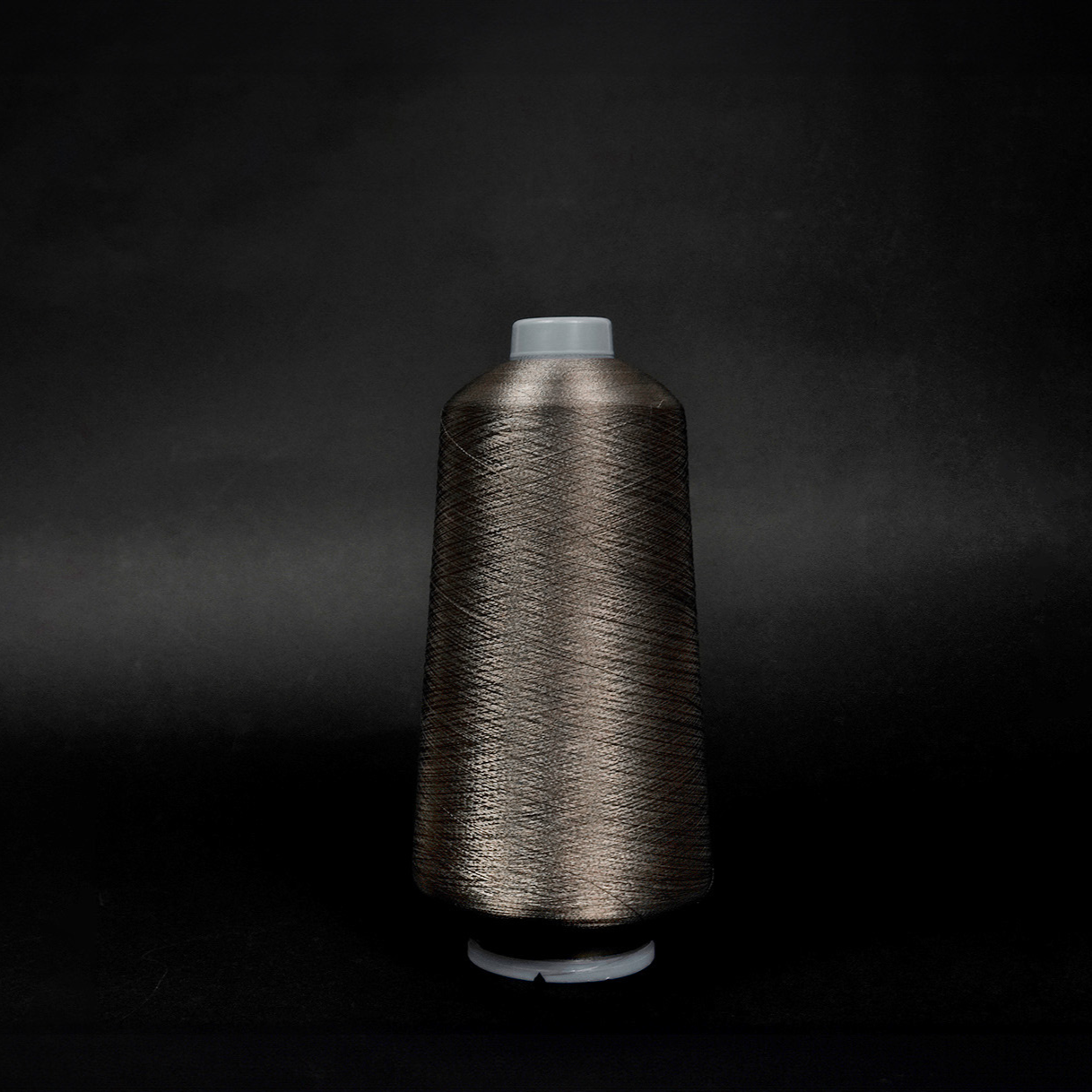 SILVER THREAD-1218X1218.png__PID:01252b5c-4cc7-4cfd-ac5b-3104d792456b