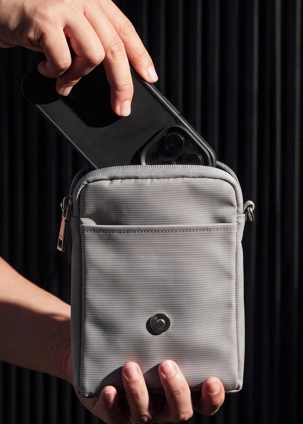 Antiviral Phone Pouch 2.0