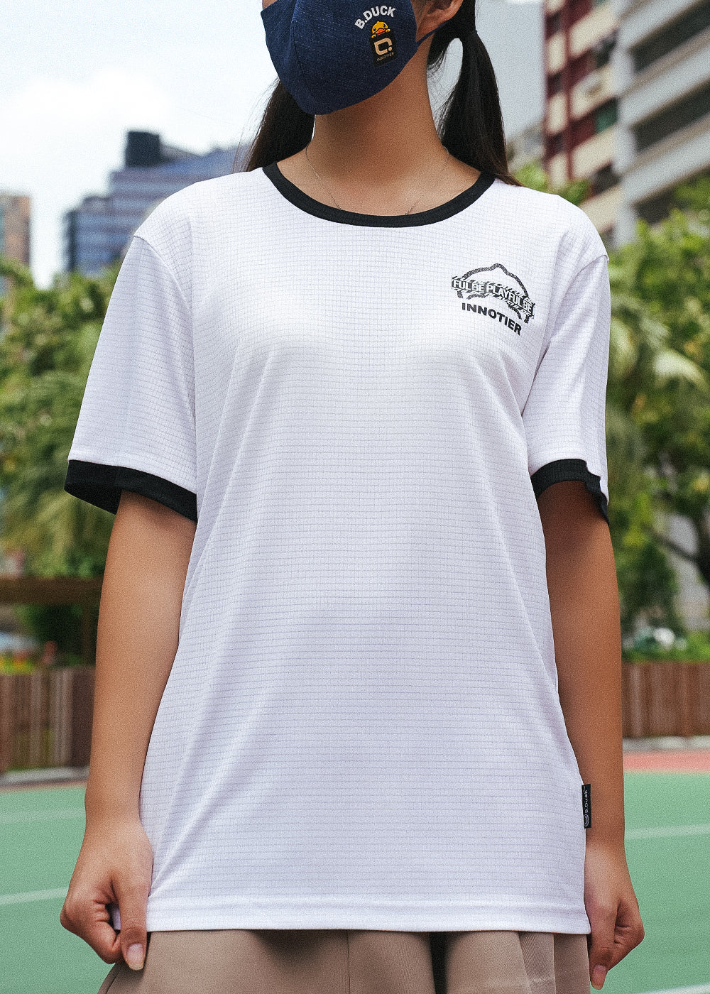 B.Duck Antiviral Air Pullover