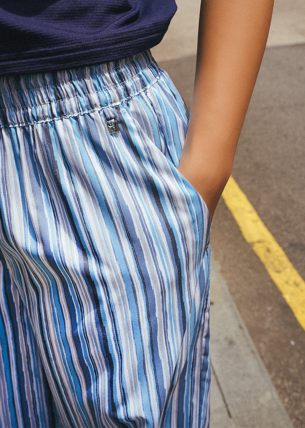 Antiviral W Silken Long Flare Pants – Print