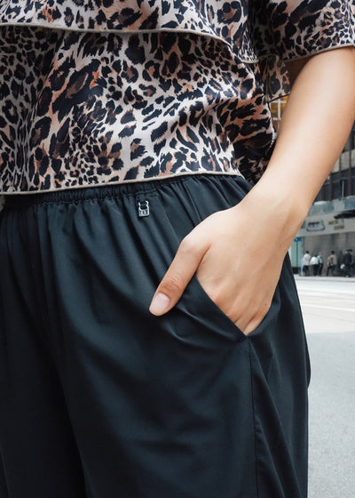 Antiviral W Silken Wide Leg