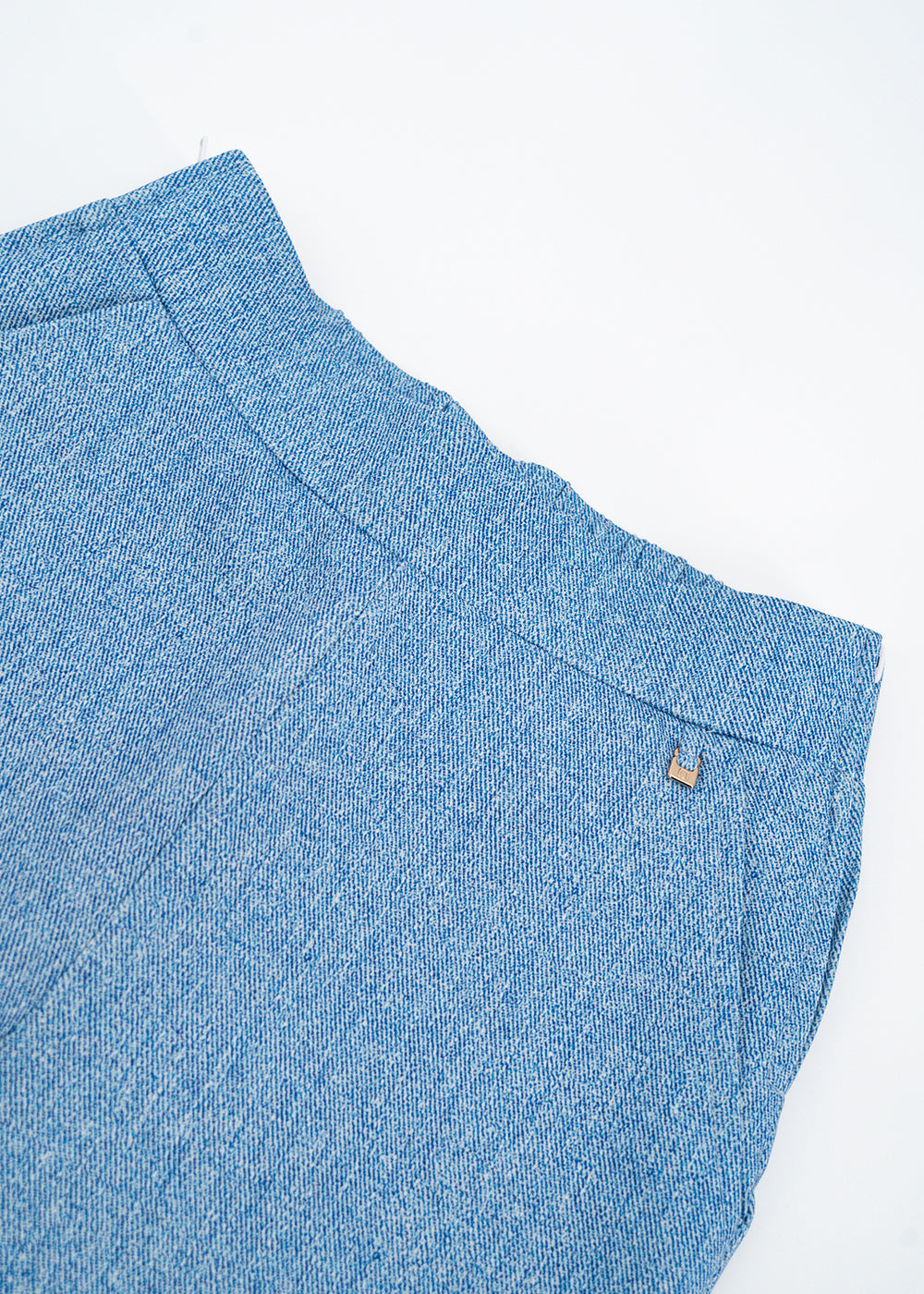 #color_blue-jeans