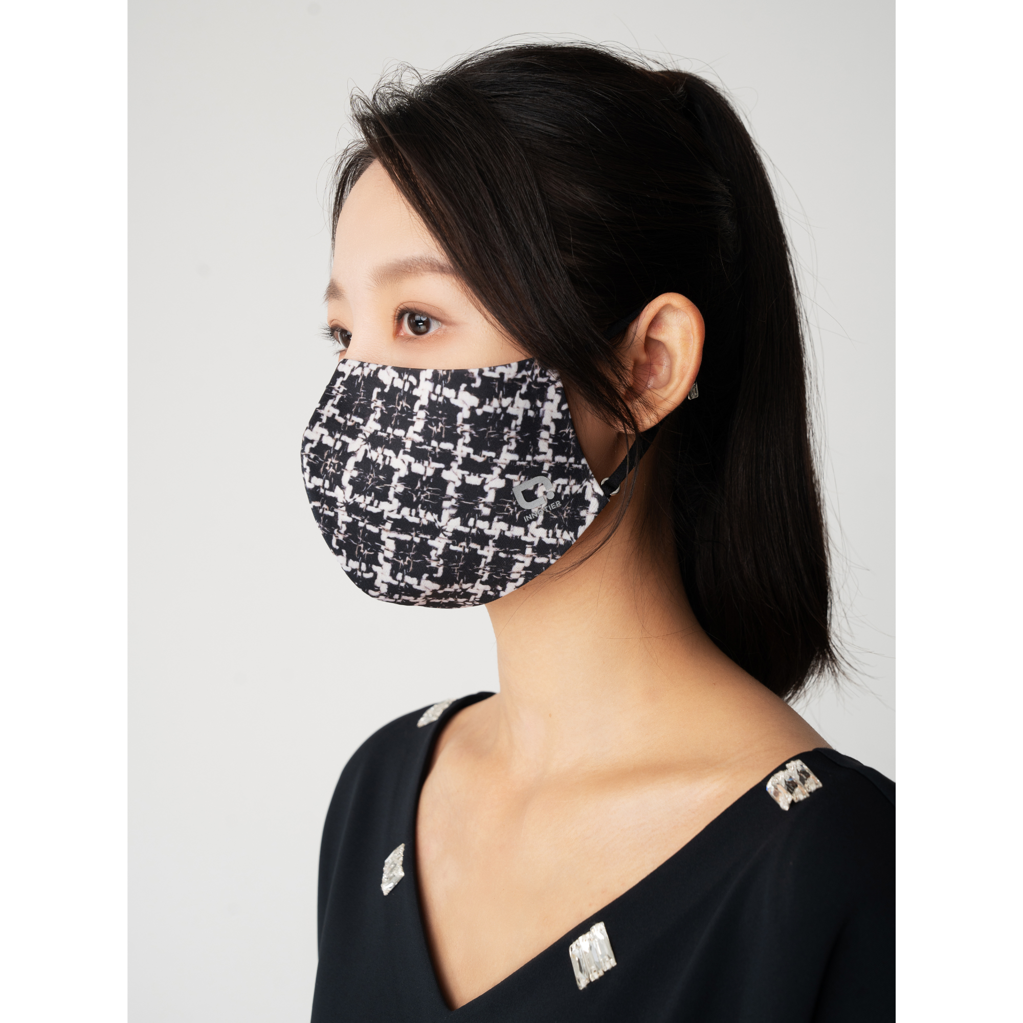 銀織滅毒 可重用口罩 InnoShield TXM99 – Classic Black Tweed