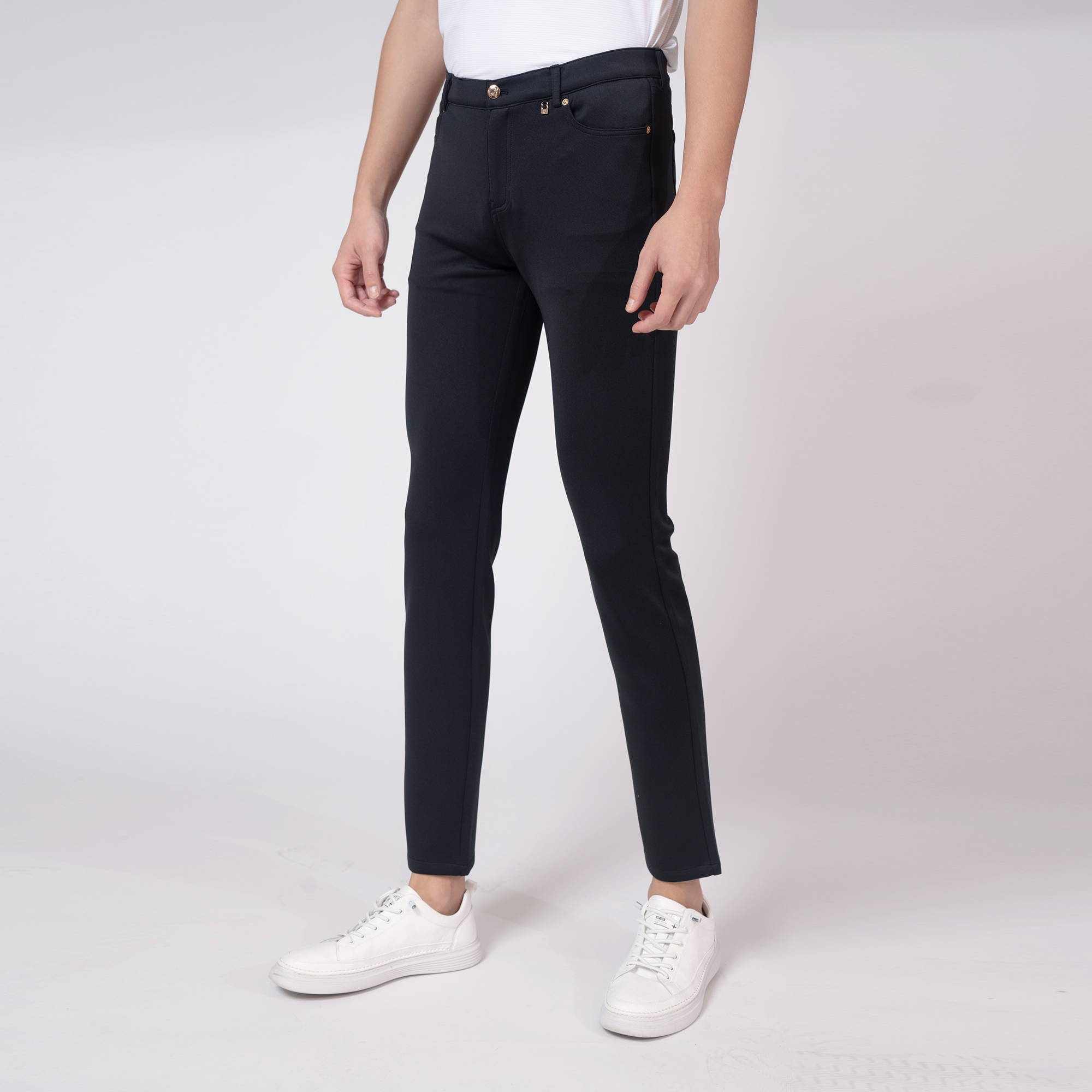 M's Vertex Julian Pants – Solids