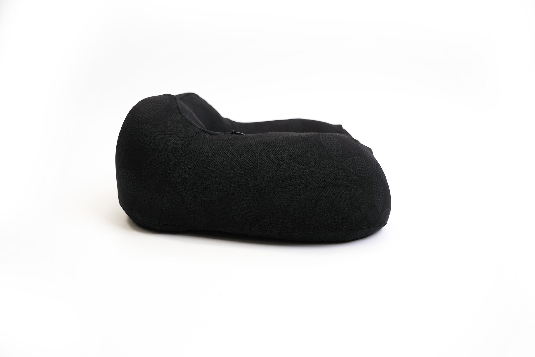 Vertex Soft Neck Pillow Print – Coal Black Circle