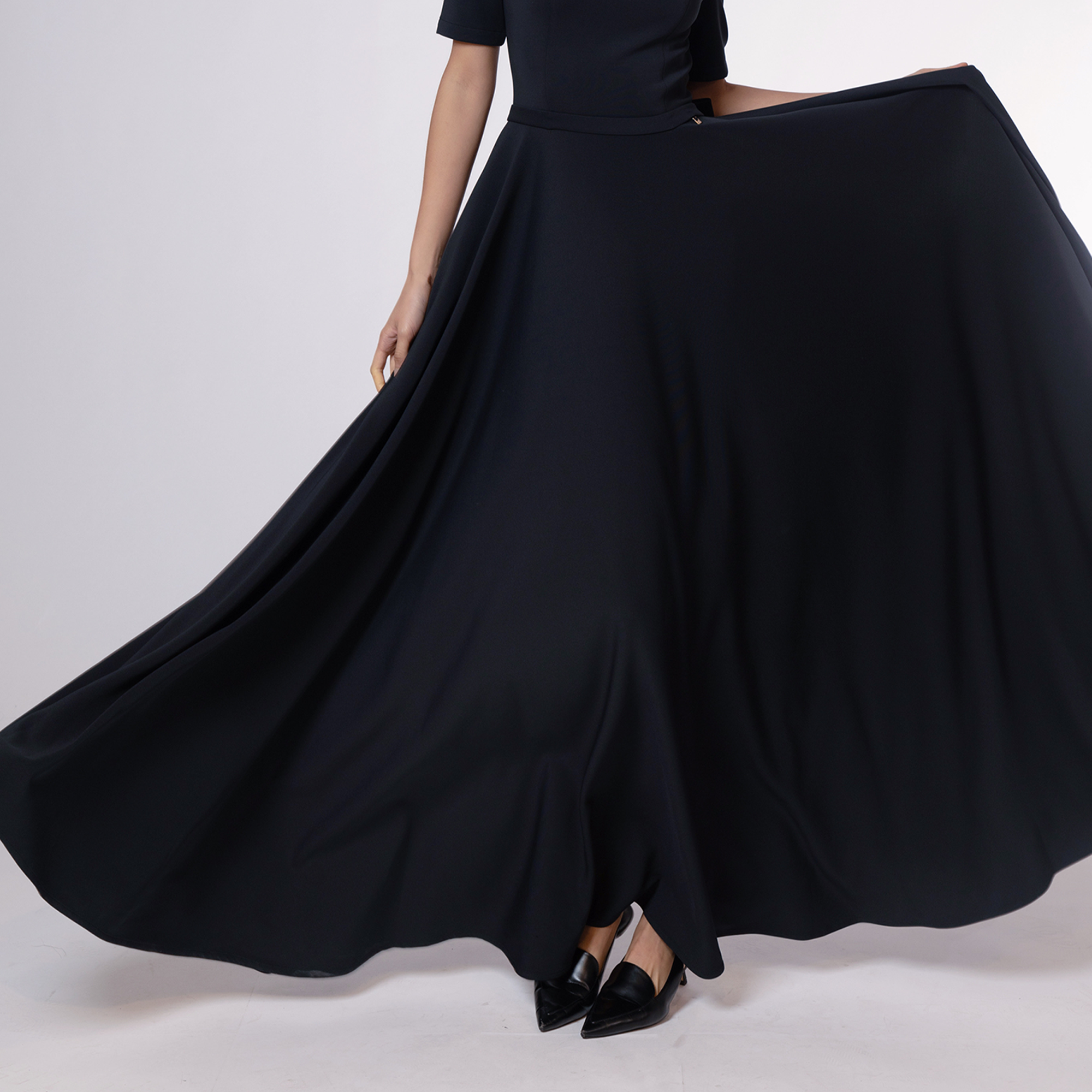 Vertex Soft Evening Long Dress Open Back Bow – Solids