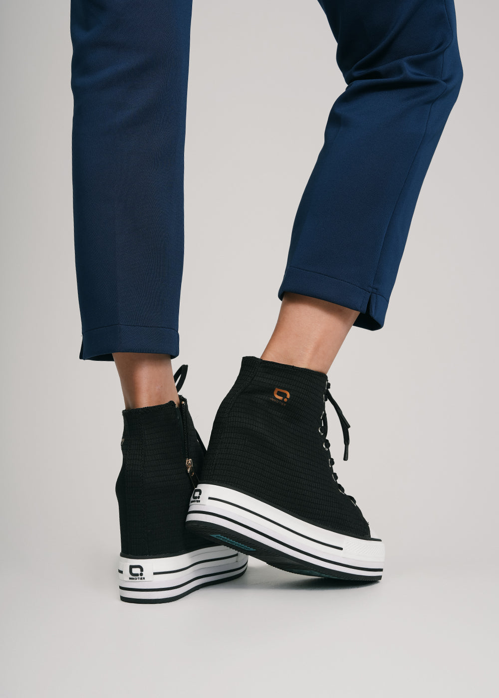 Women’s Vertex AgManacle Elevated Sneaker